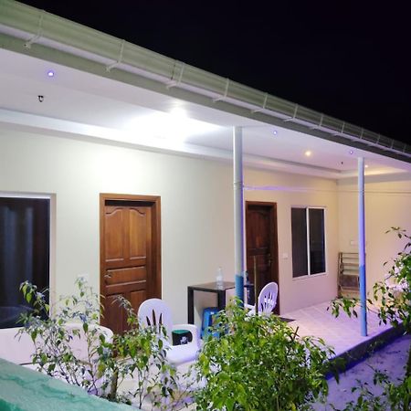 Aurora Dhangethi Exterior foto